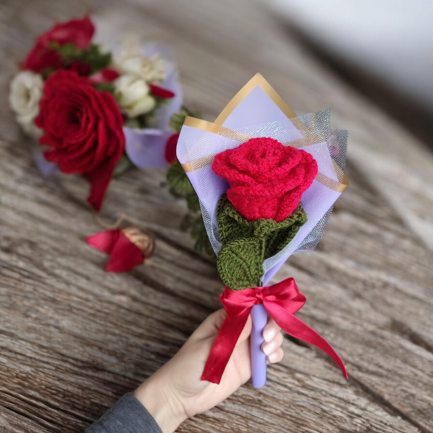❤️ Forever Yours – Handmade Crochet Rose Bouquet